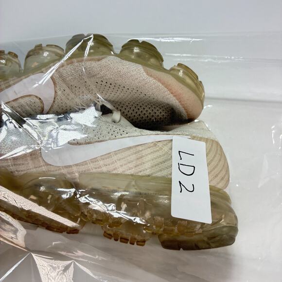 Nike Air VaporMax Flyknit Light Cream Running Shoes 849557-100 Women’s Size 10 - Picture 10 of 10